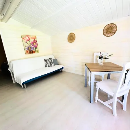 Holiday home Annie Hall *